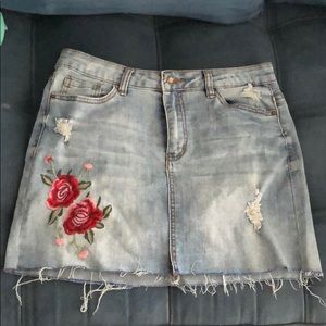 Ladies denim skirt